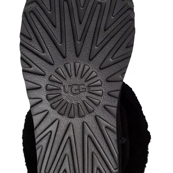 UGG Adirondack III Tall Boot - Picture 8 of 8